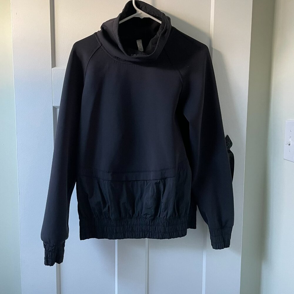 Lululemon Black Pullover - image 3